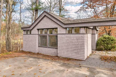 234 Parker Road Goffstown NH 03045