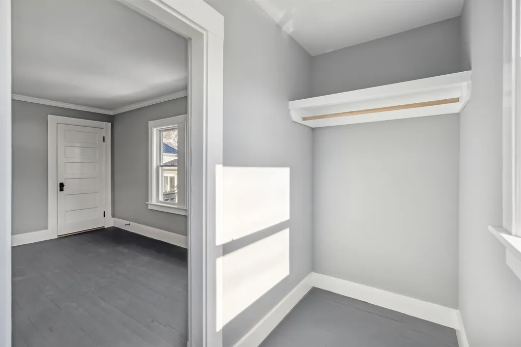 40 Pine Street Laconia NH 03246