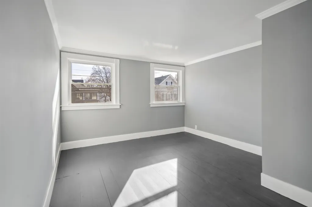 40 Pine Street Laconia NH 03246
