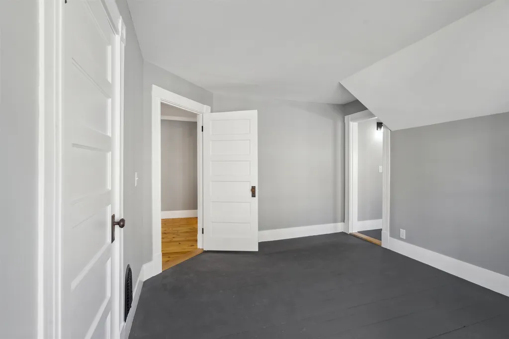40 Pine Street Laconia NH 03246