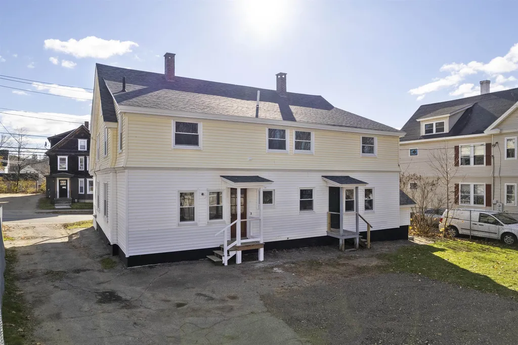 40 Pine Street Laconia NH 03246