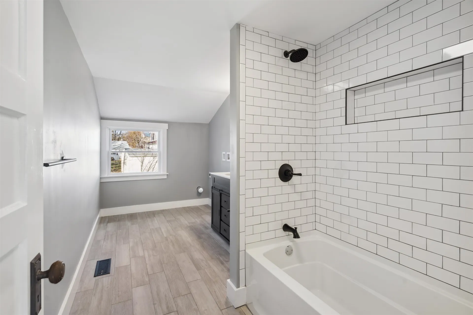 40 Pine Street Laconia NH 03246