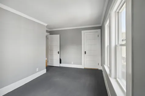 40 Pine Street Laconia NH 03246