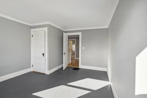 40 Pine Street Laconia NH 03246