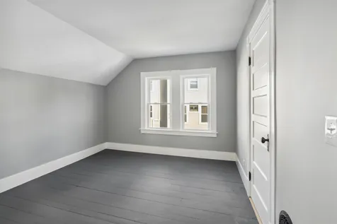 40 Pine Street Laconia NH 03246