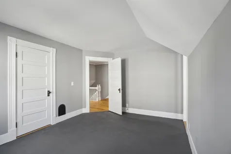 40 Pine Street Laconia NH 03246