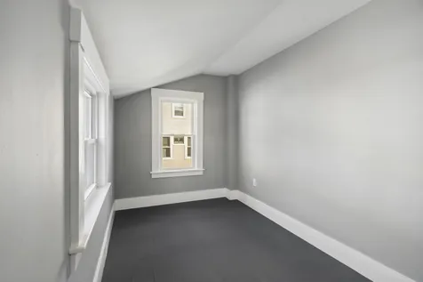 40 Pine Street Laconia NH 03246