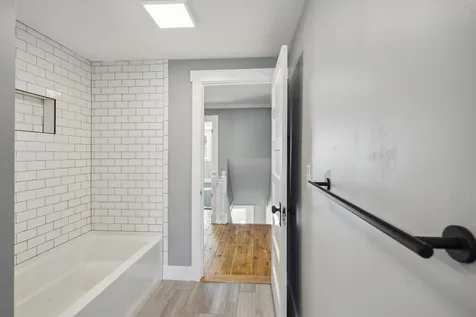 40 Pine Street Laconia NH 03246