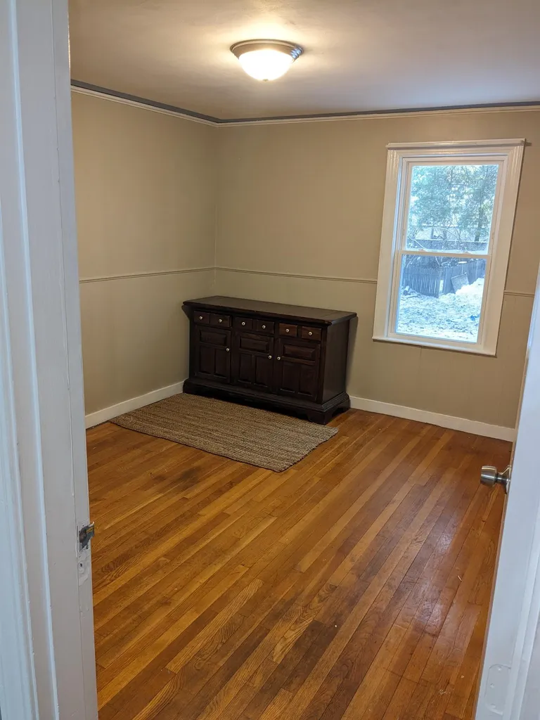8 Grover Street Concord NH 03301