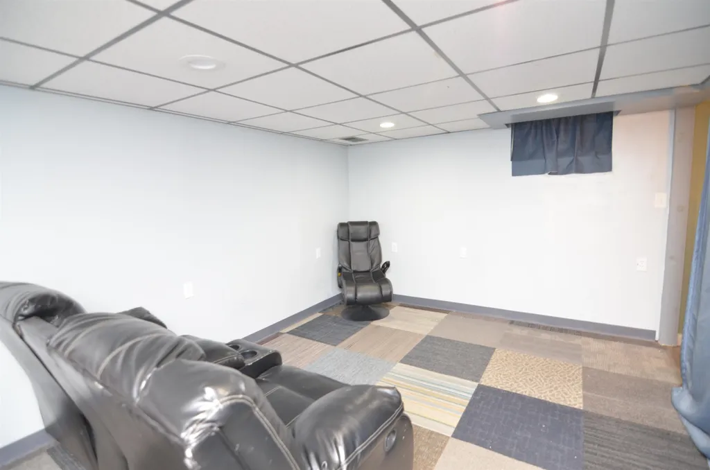 8 Grover Street Concord NH 03301
