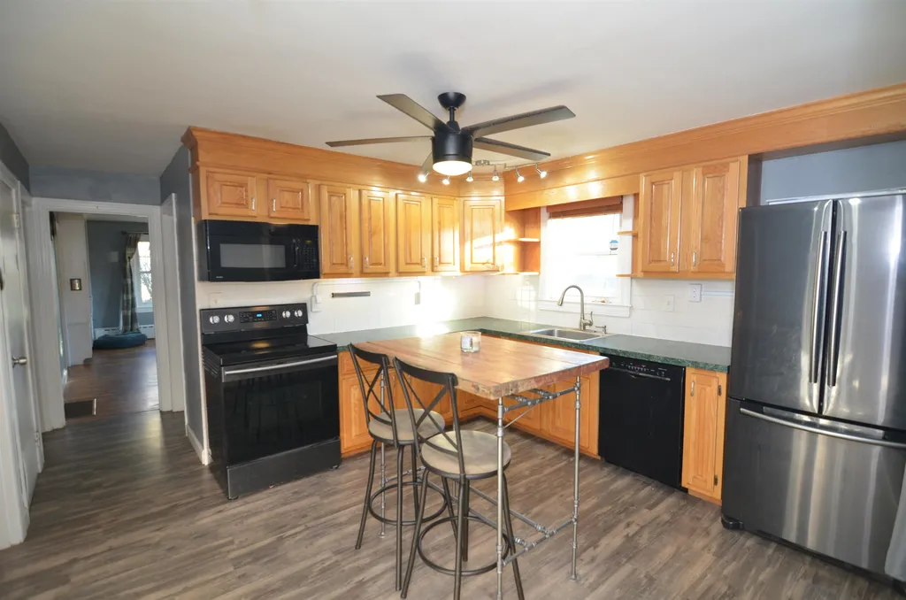 8 Grover Street Concord NH 03301