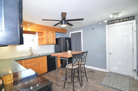 8 Grover Street Concord NH 03301