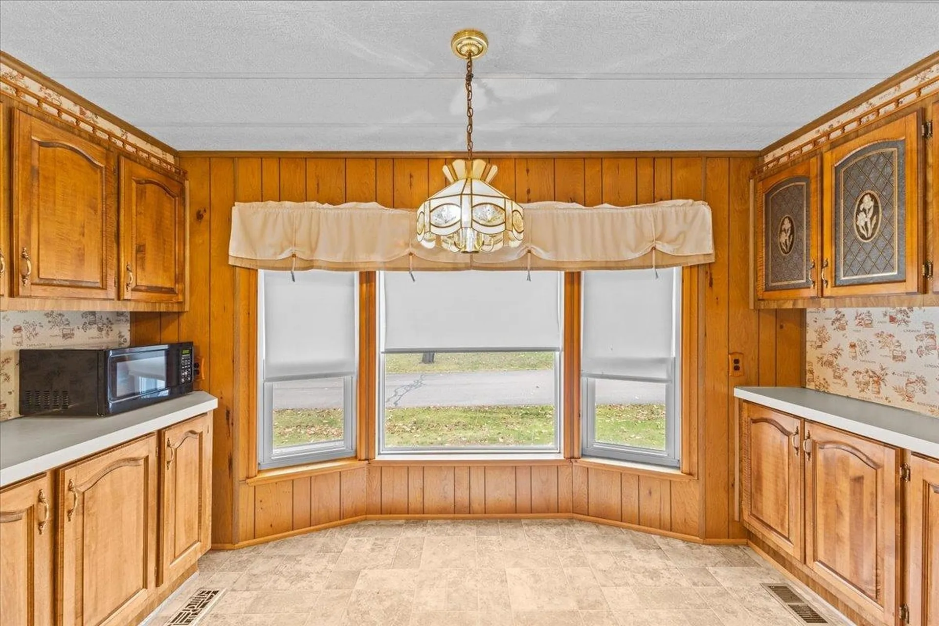 144 Williston Woods Road Williston VT 05495