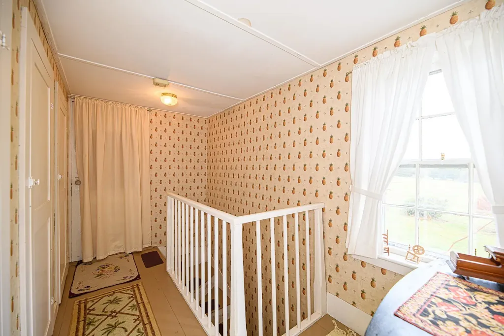 11 Brewer Road Kensington NH 03833