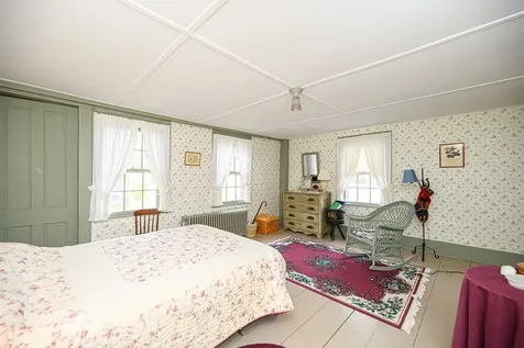 11 Brewer Road Kensington NH 03833