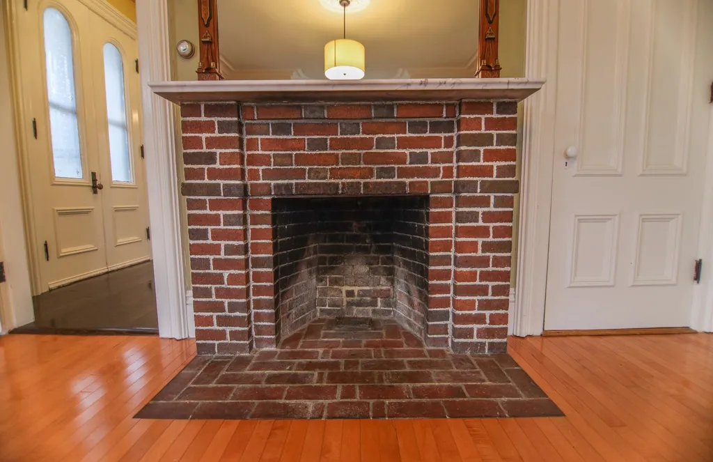 27 Cushing Street Dover NH 03820
