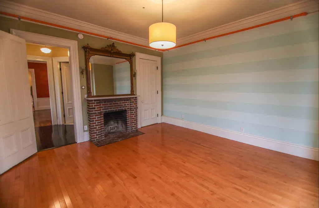 27 Cushing Street Dover NH 03820
