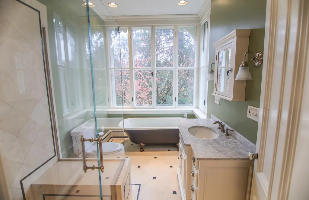 27 Cushing Street Dover NH 03820