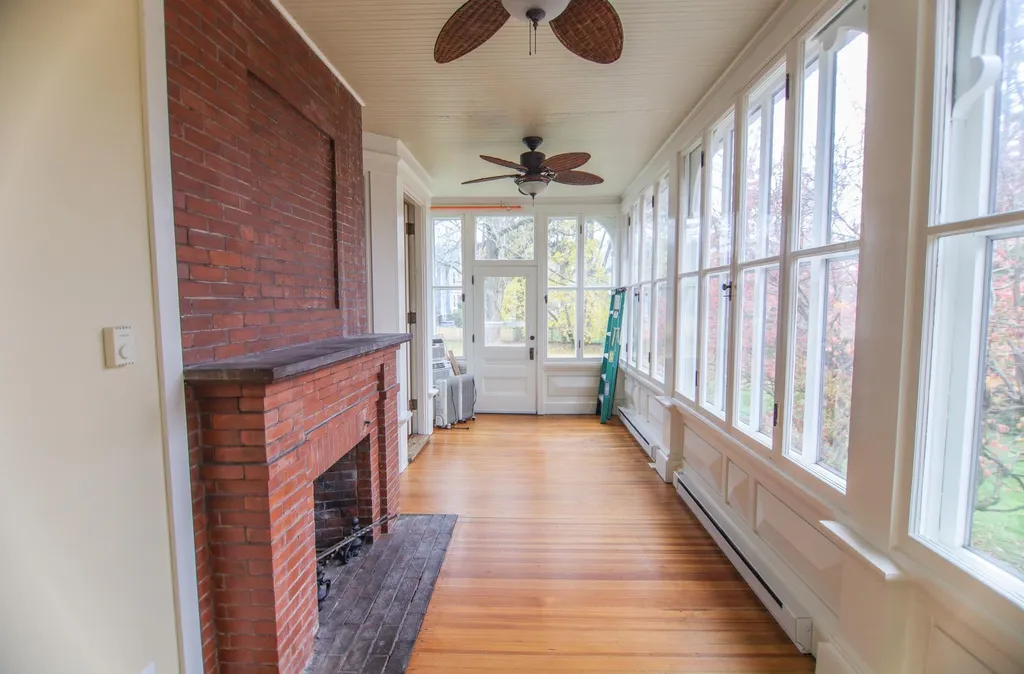 27 Cushing Street Dover NH 03820