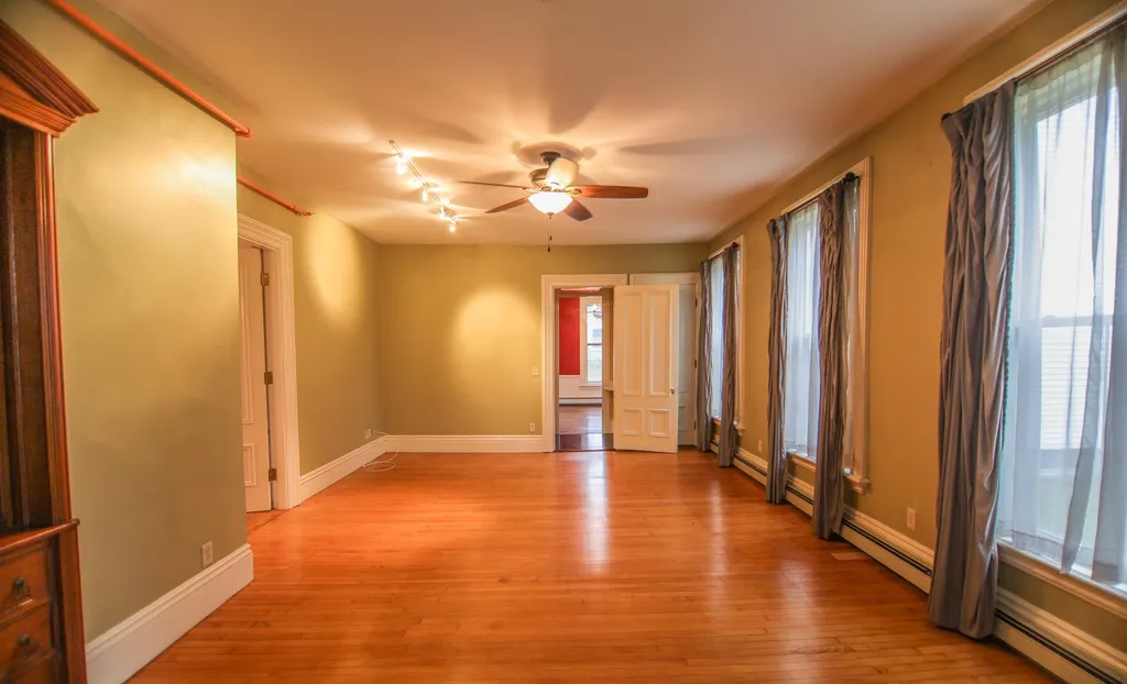 27 Cushing Street Dover NH 03820