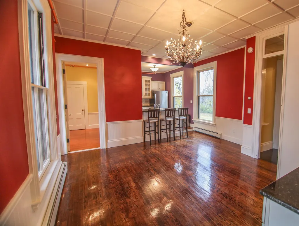 27 Cushing Street Dover NH 03820