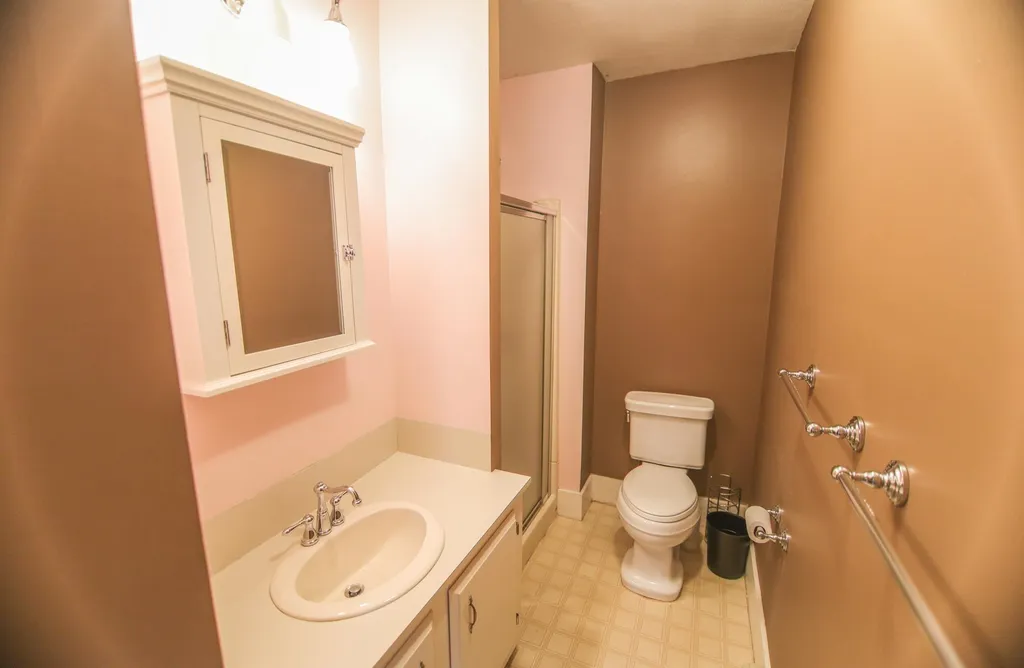 27 Cushing Street Dover NH 03820