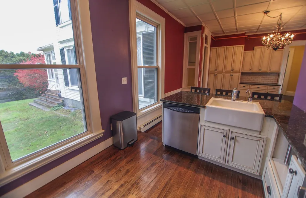 27 Cushing Street Dover NH 03820