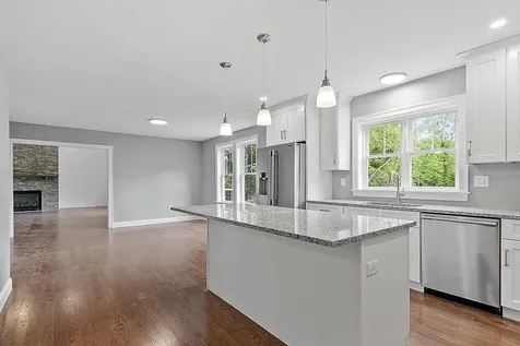 3 Barnaby Way Brookline NH 03033