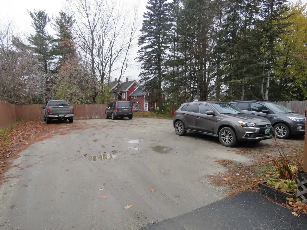 33 Oak Street Newport City VT 05855