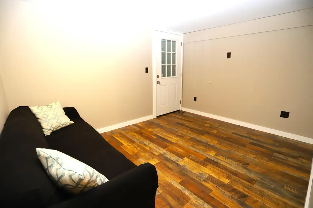 33 Oak Street Newport City VT 05855