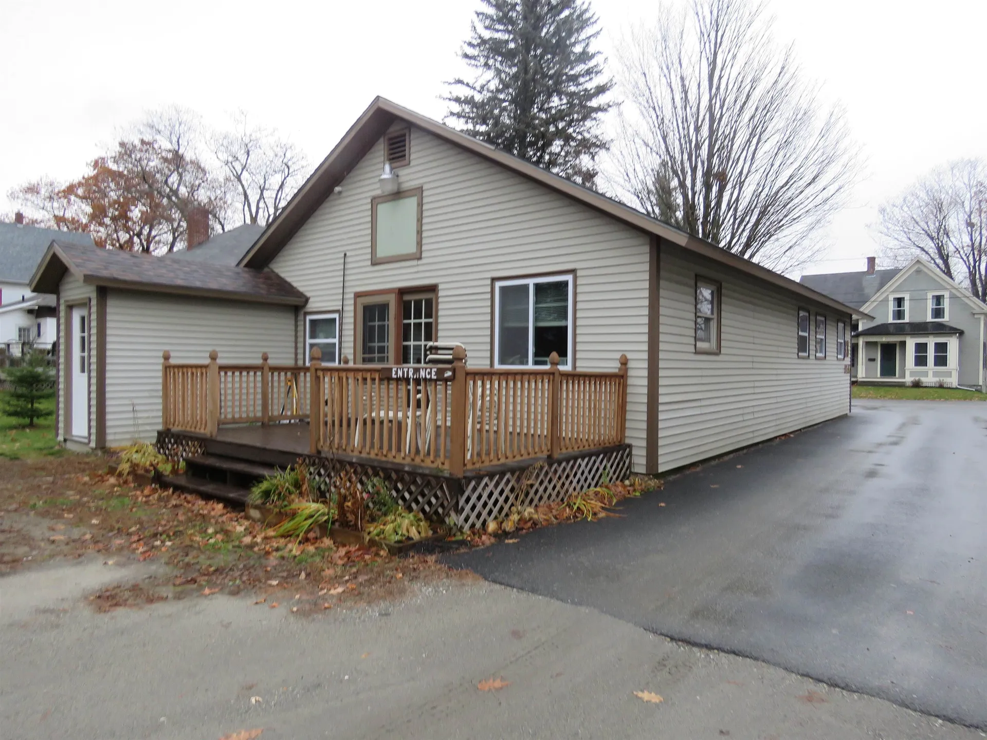 33 Oak Street Newport City VT 05855