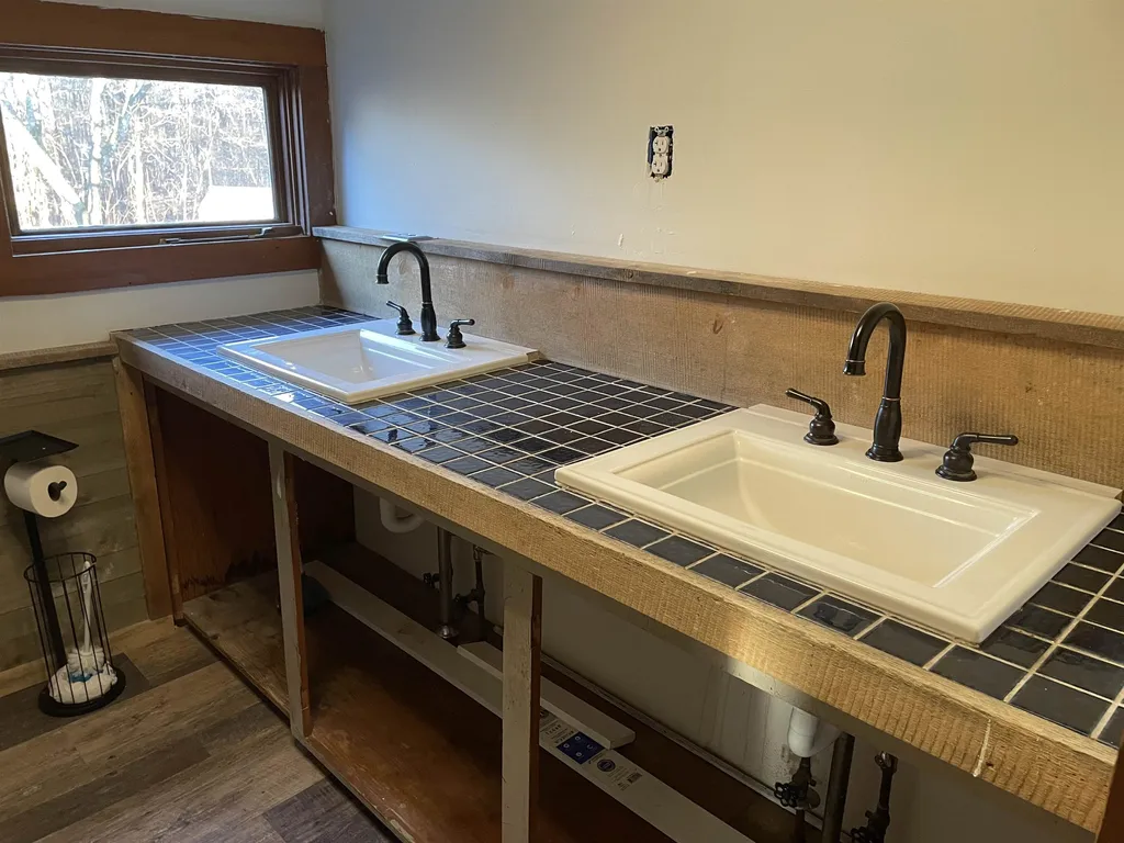 290 Cochran Hill Road New Boston NH 03070