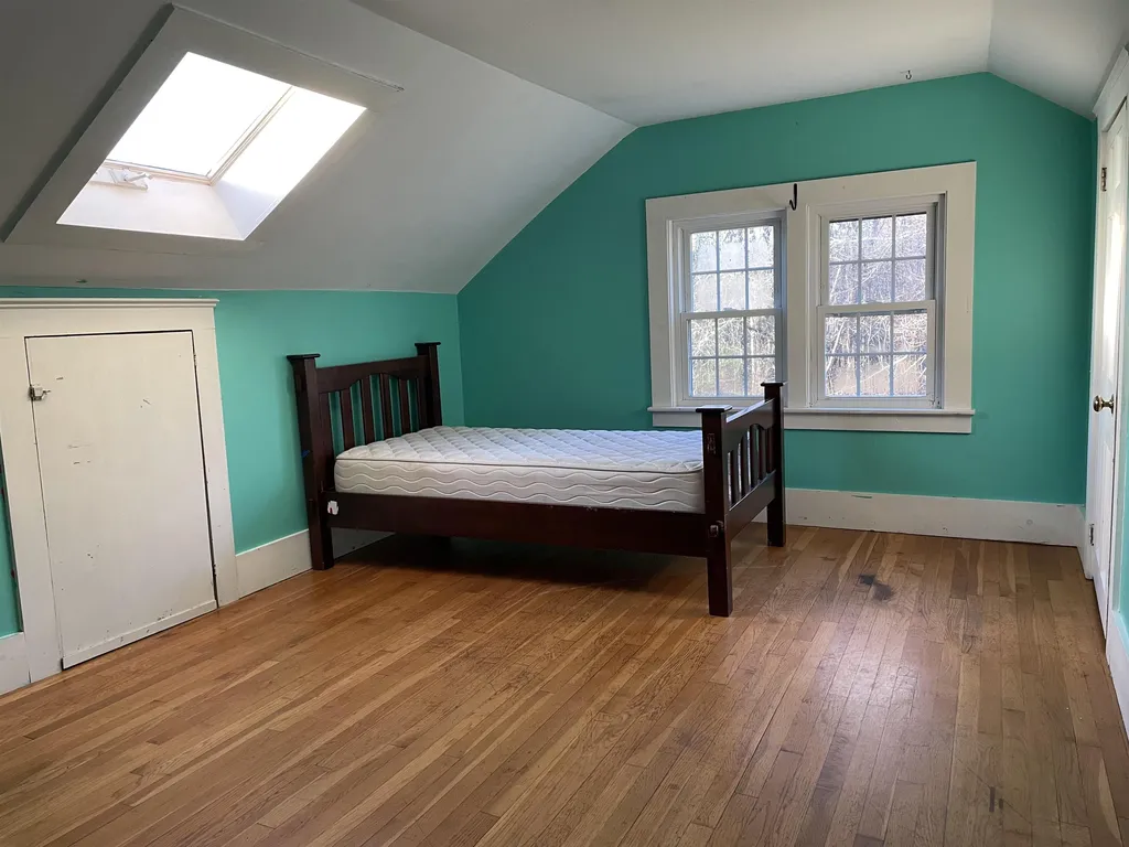 290 Cochran Hill Road New Boston NH 03070