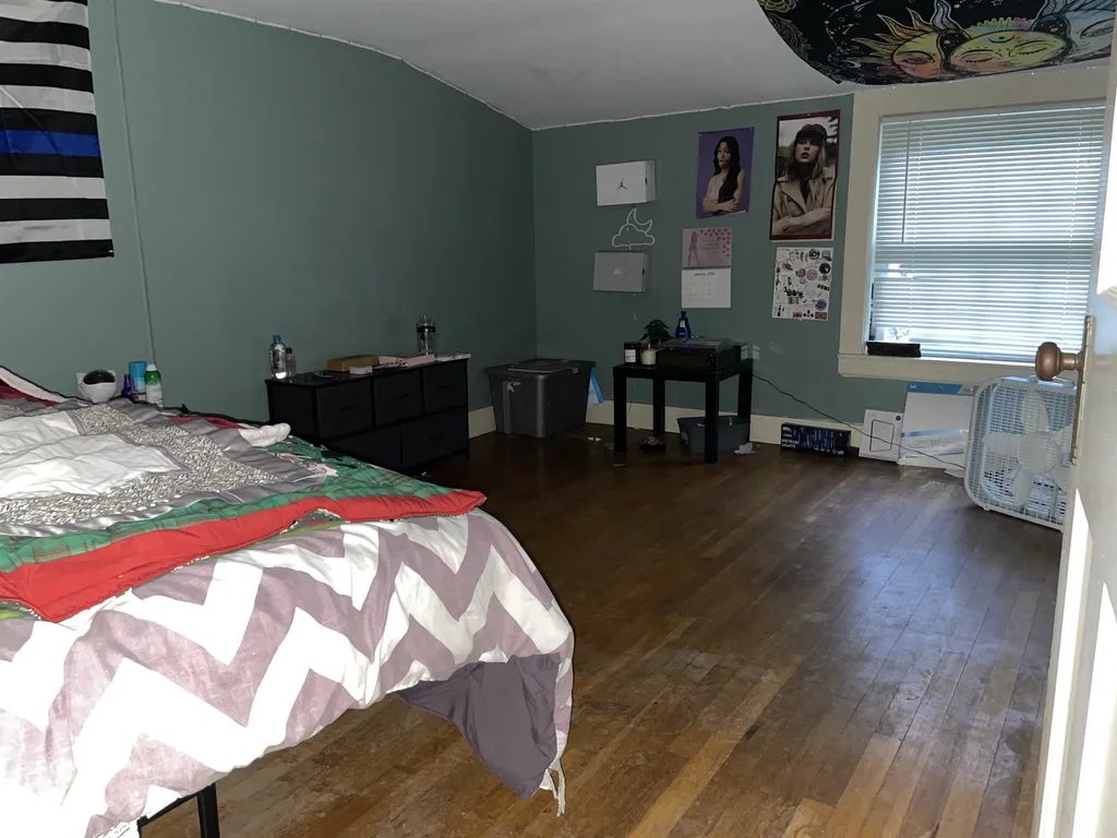 290 Cochran Hill Road New Boston NH 03070