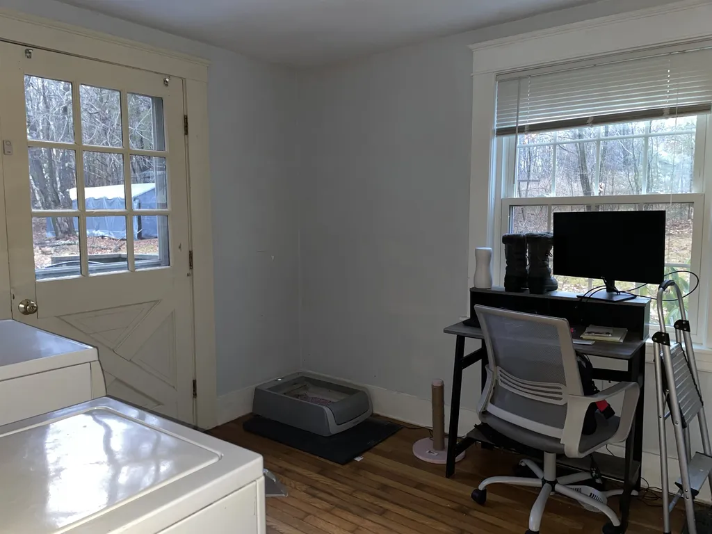290 Cochran Hill Road New Boston NH 03070
