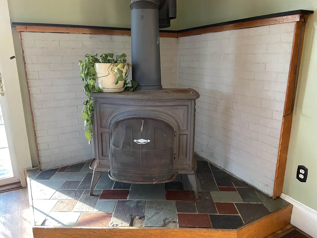290 Cochran Hill Road New Boston NH 03070
