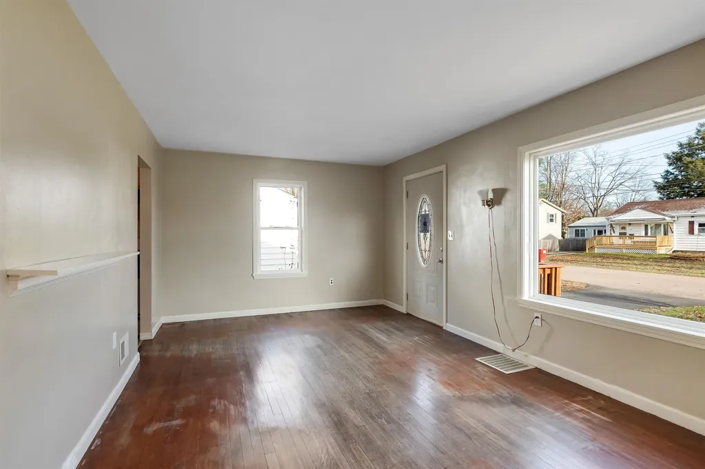 12 Abnaki Avenue Essex VT 05452