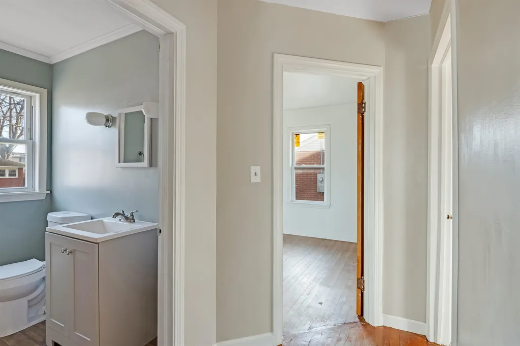 12 Abnaki Avenue Essex VT 05452