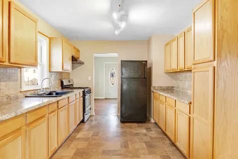 12 Abnaki Avenue Essex VT 05452