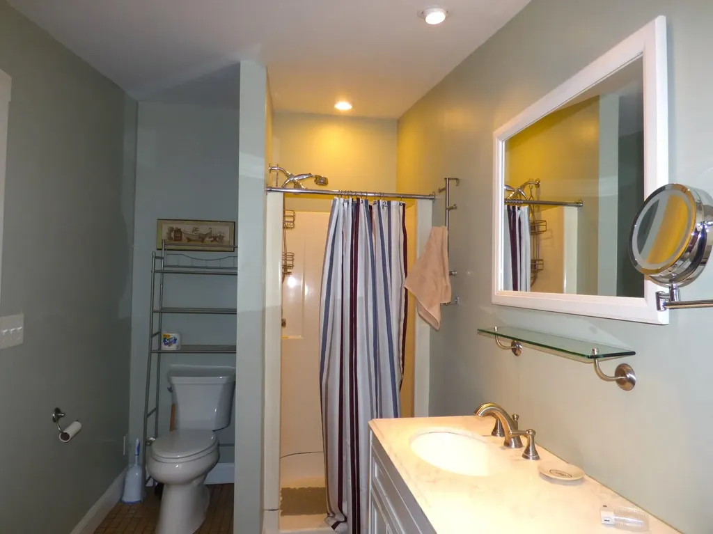 53 Old Barn Road Meredith NH 03253