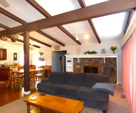 53 Old Barn Road Meredith NH 03253