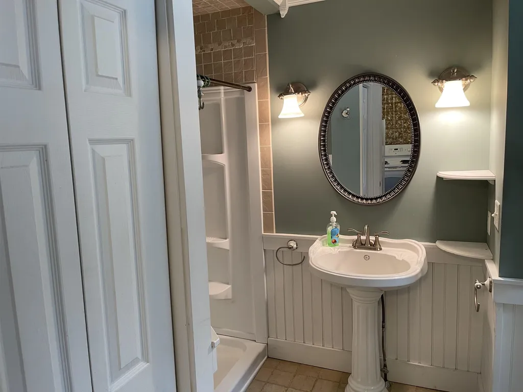 123 Willow Road Sanbornton NH 03269
