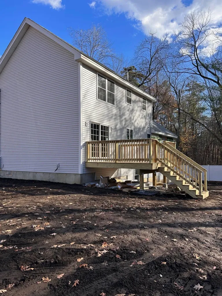 266 Shore Drive Salem NH 03079