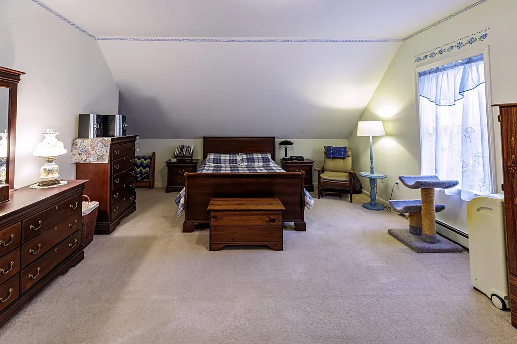 124 Lakeside Oaks Drive Barrington NH 03825