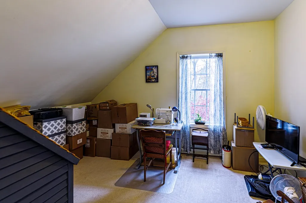 124 Lakeside Oaks Drive Barrington NH 03825