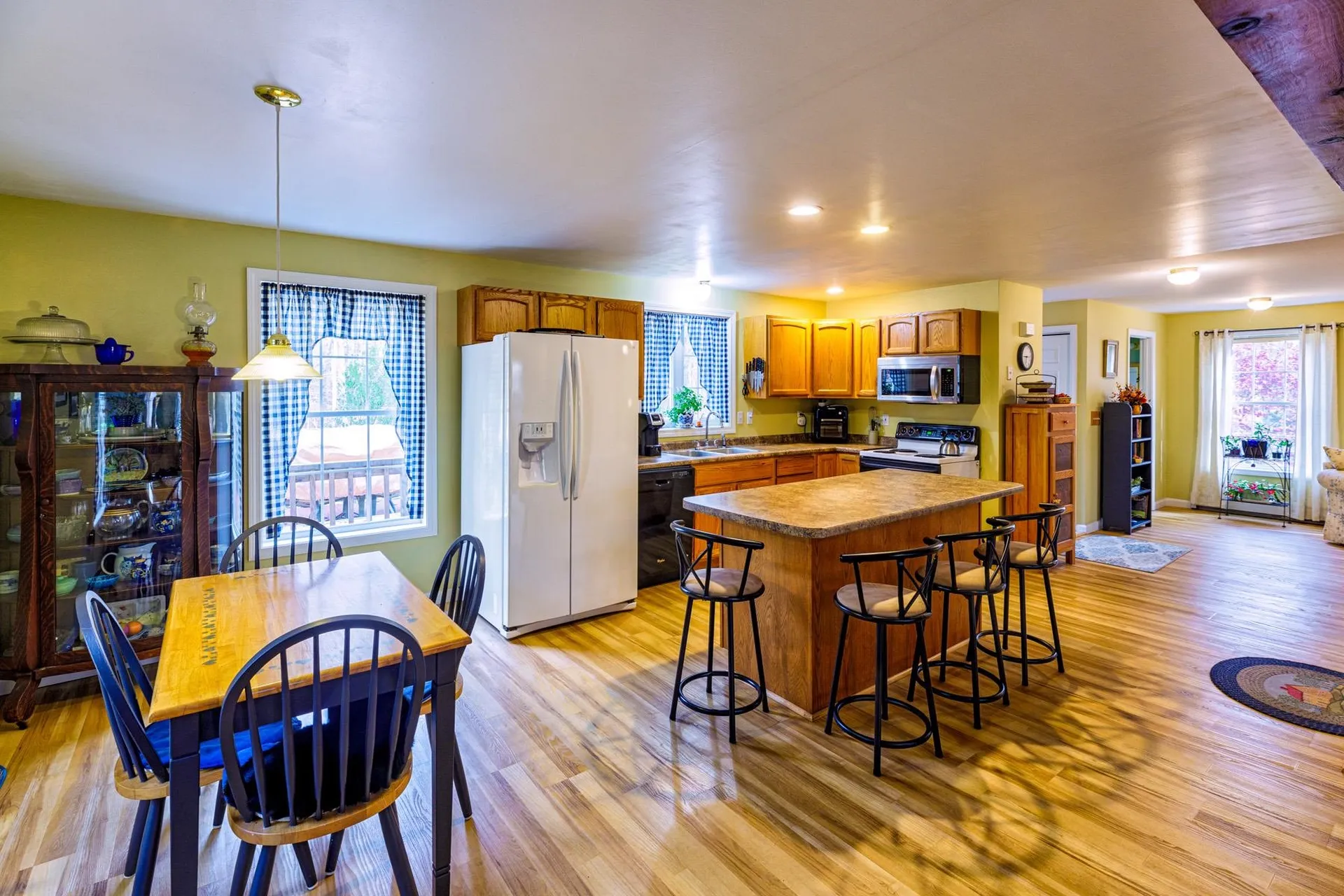 124 Lakeside Oaks Drive Barrington NH 03825