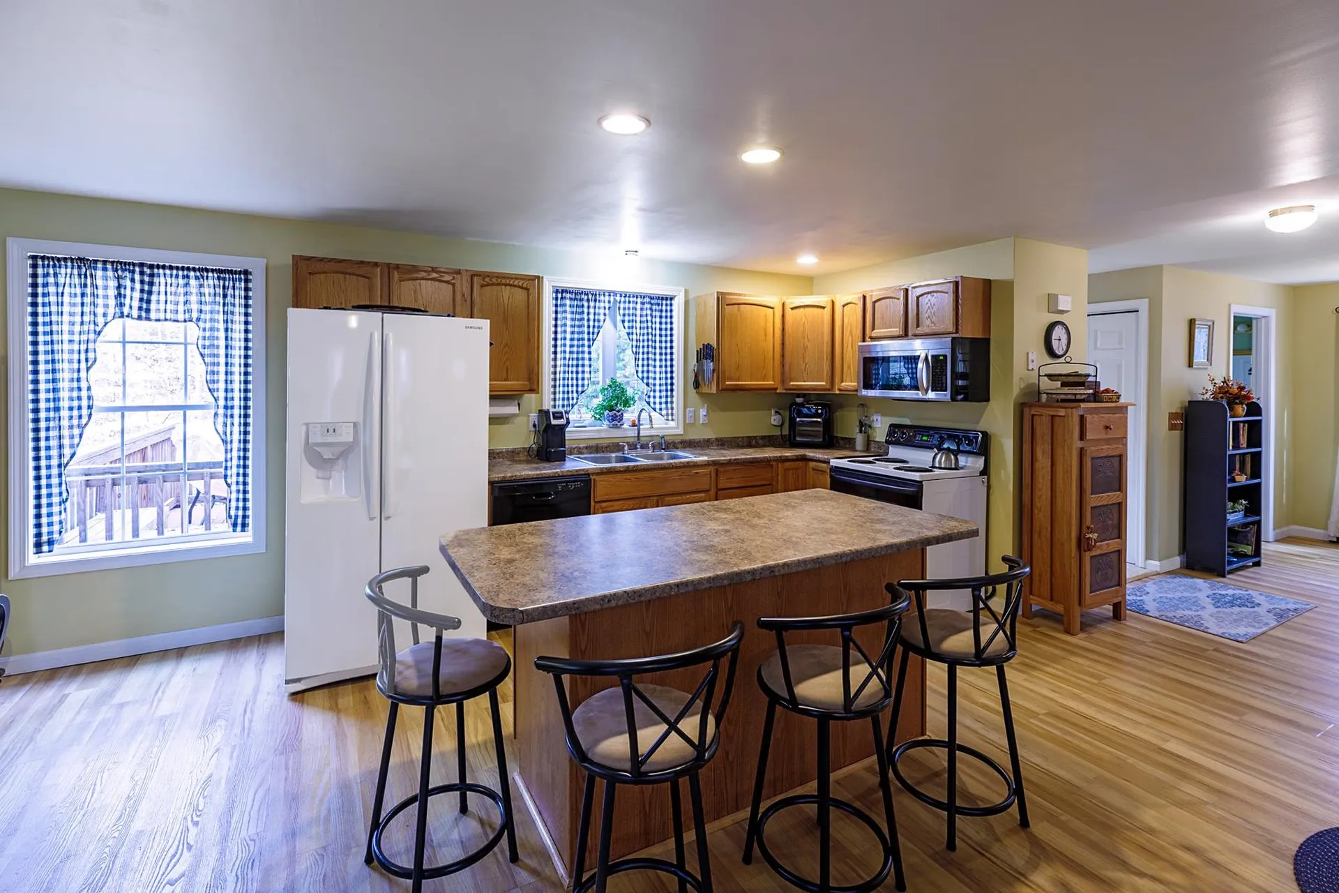 124 Lakeside Oaks Drive Barrington NH 03825
