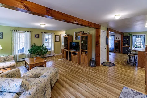 124 Lakeside Oaks Drive Barrington NH 03825