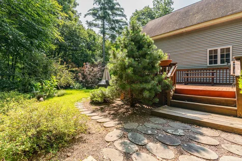 124 Lakeside Oaks Drive Barrington NH 03825