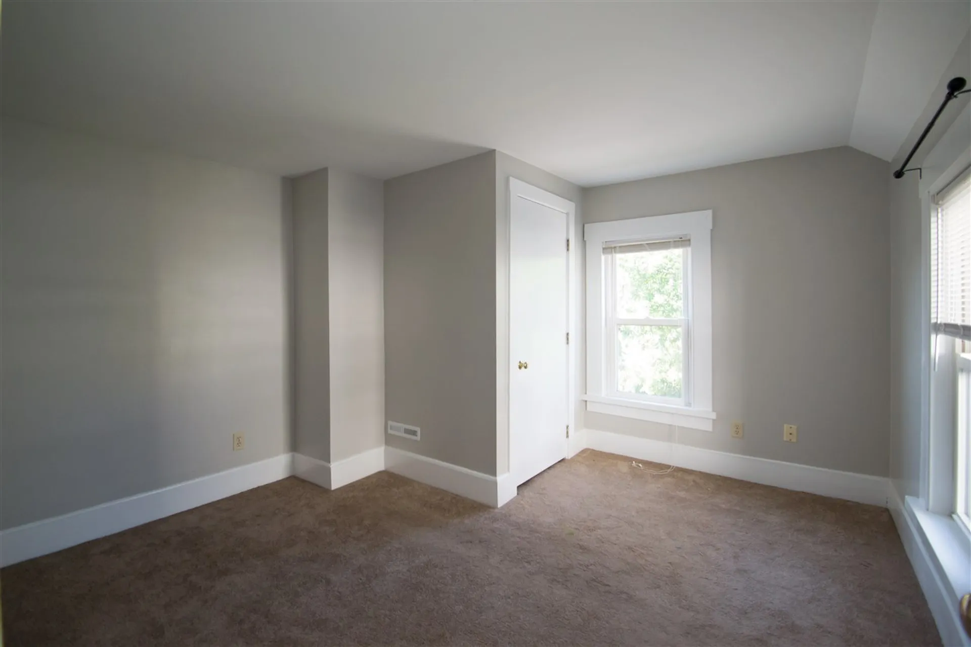 10 Hough Street Dover NH 03820